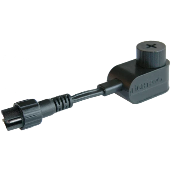 Connecteur M Lightpro mâle 12V fond blanc 138A type M dérivations transformateur